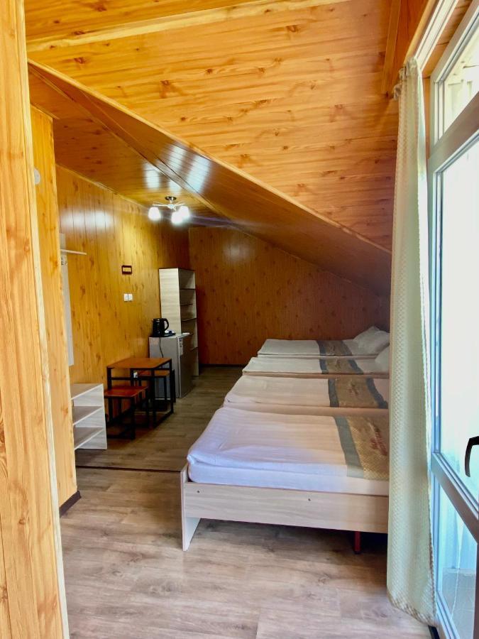 Eram Garden Hotel Bosteri Bagian luar foto